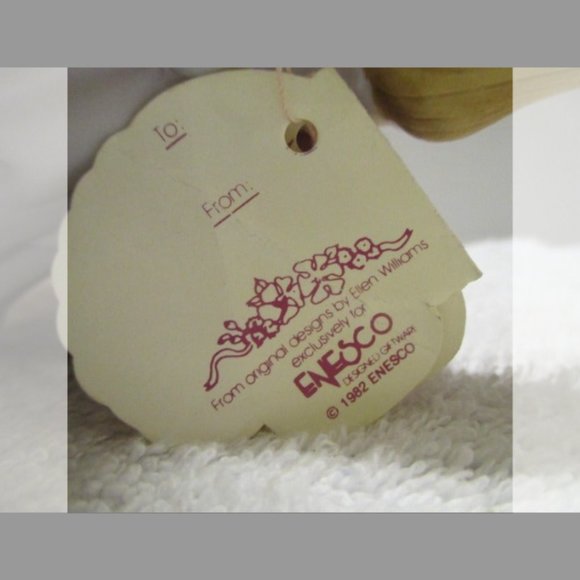 1982 Enesco GROWING UP GIRLS 8th Birthday Brunette Porcelain Figurine With Tag - Picture 11 of 12